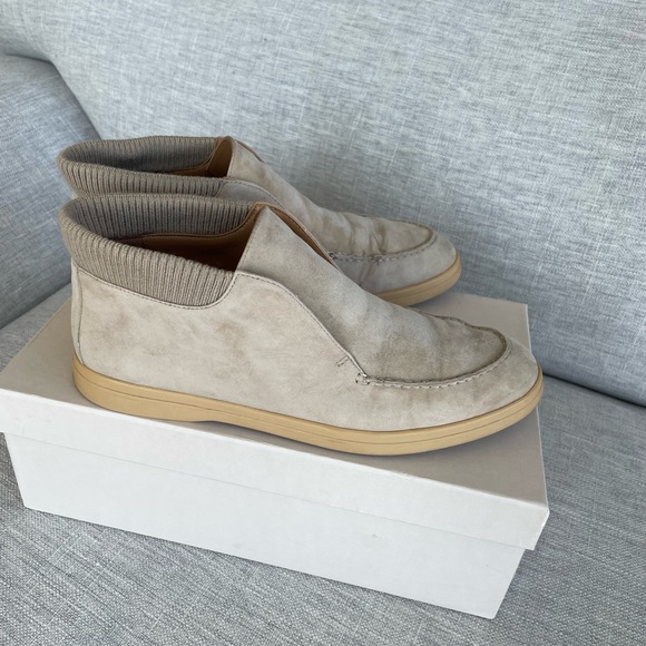 NIB- 12 Storeez beige suede loafers size 7 - Picture 4 of 12